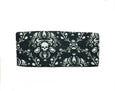 Scull and Vine