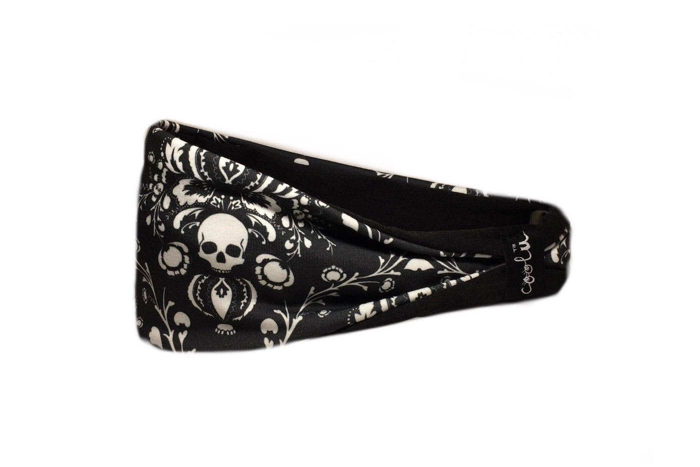 Black and  White Skull Print